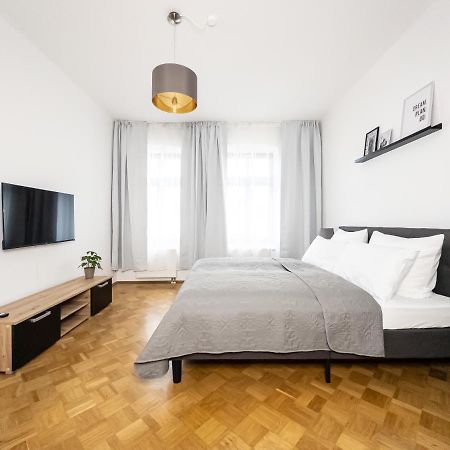 Moderne 3Zimmer Wohnung Mit Netflix Und Balkon 莱比锡 外观 照片