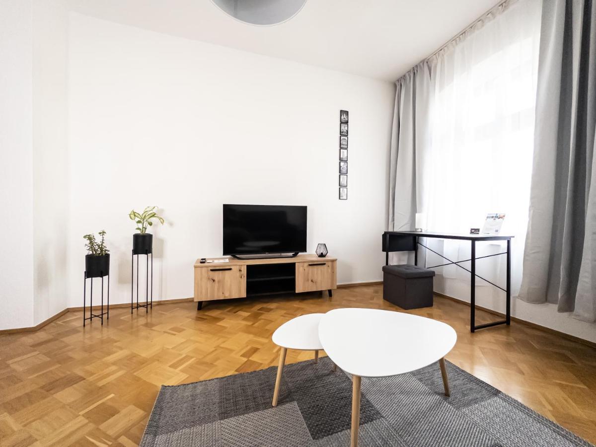 Moderne 3Zimmer Wohnung Mit Netflix Und Balkon 莱比锡 外观 照片